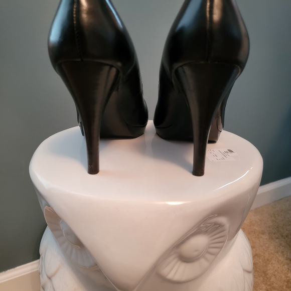 Alfani Black Leather Platform Heels - Picture 3 of 6